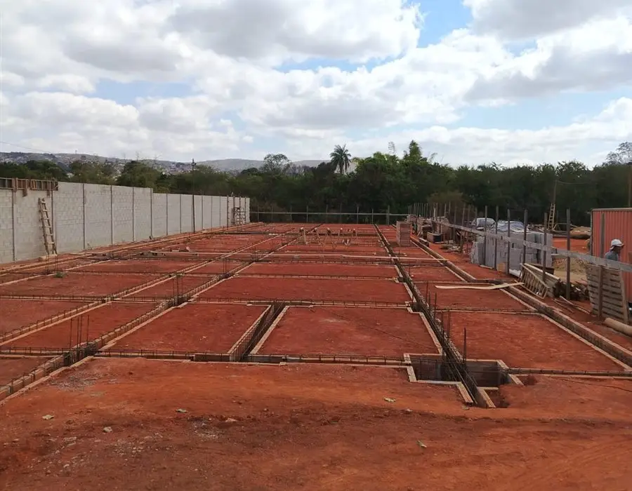 Fundações da Fábrica Social de Alimentos em execução